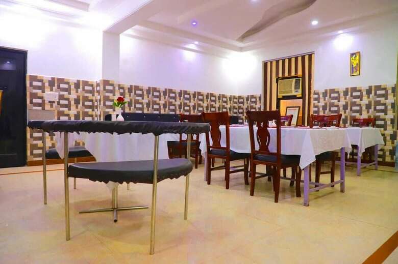 Hotel Prashant Palace