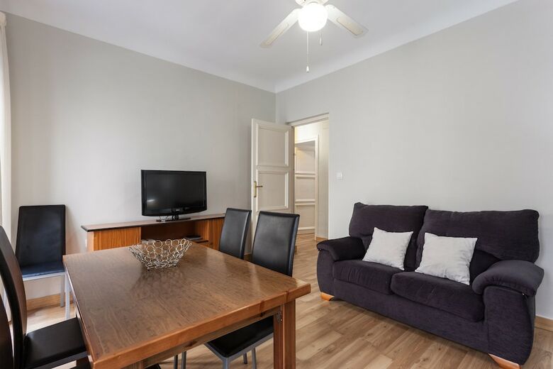 Apartamentos Garnata Home Centro