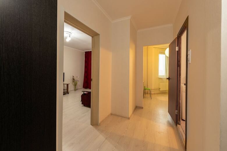 Apartment On Vertolyotchikov 13