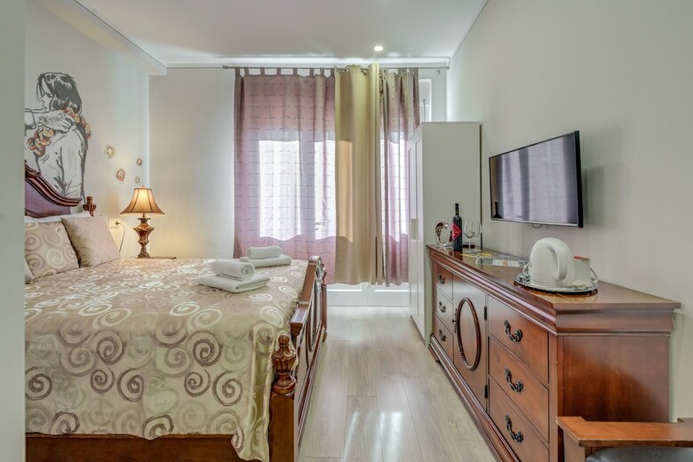Hotel Metropole Luxury Rooms
