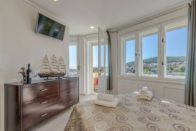 Hotel Metropole Luxury Rooms