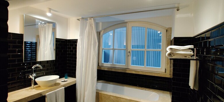 Aparthotel Oporto Serviced Apartments 1858