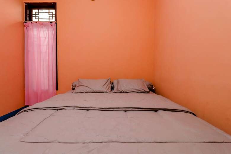 Hotel Homestay Penginapan Anita