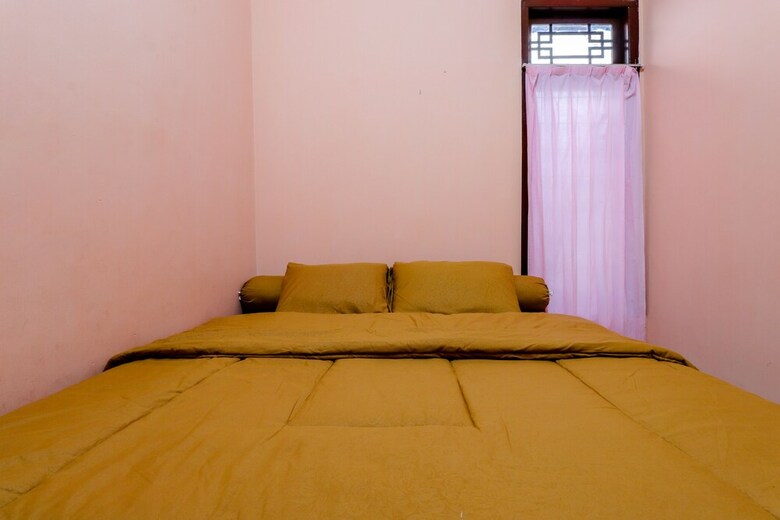 Hotel Homestay Penginapan Anita
