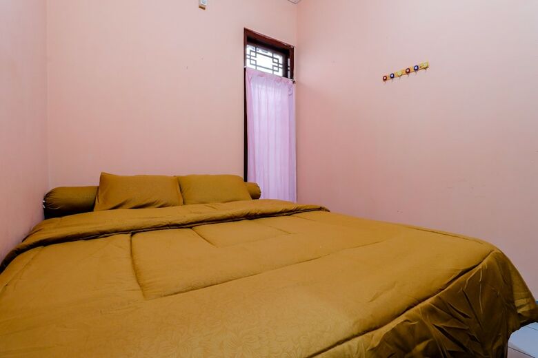 Hotel Homestay Penginapan Anita