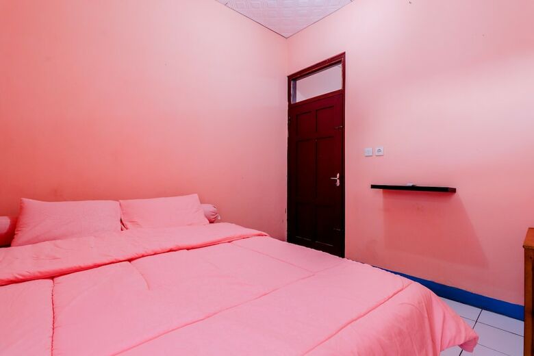 Hotel Homestay Penginapan Anita