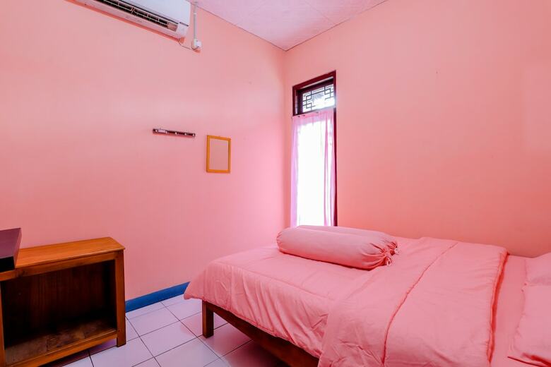 Hotel Homestay Penginapan Anita