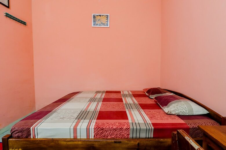 Hotel Homestay Penginapan Anita