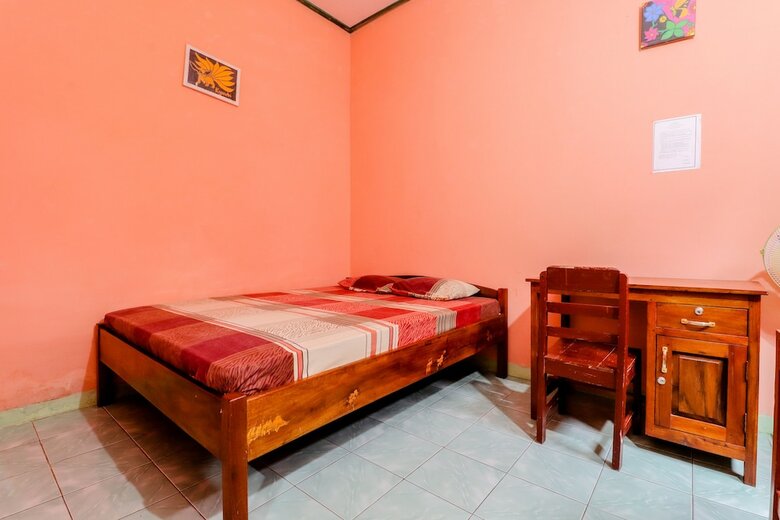 Hotel Homestay Penginapan Anita