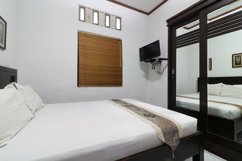 Hotel Dinnar Homestay Syariah