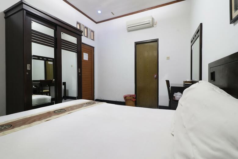 Hotel Dinnar Homestay Syariah