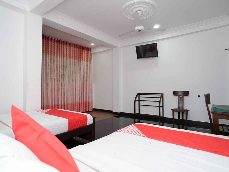 Hotel Oyo 489 Shirantha Rest