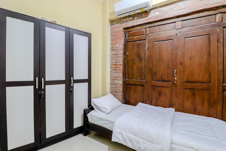 Hotel Griya Batik D'santoso