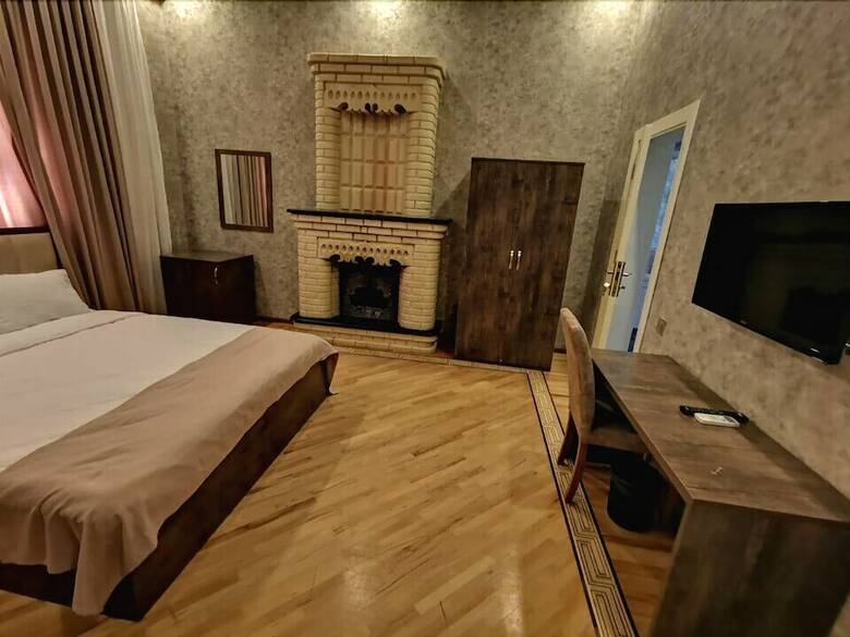 Hotel Soprano