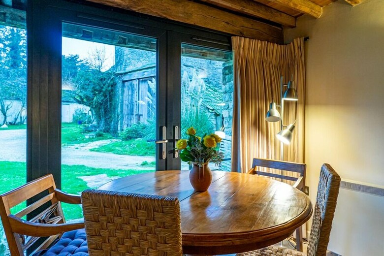 Tinkley Cottage