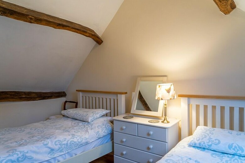 Tinkley Cottage