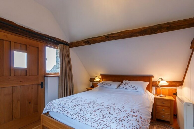 Tinkley Cottage