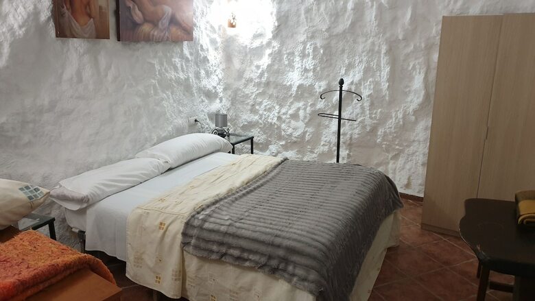 Apartamentos Alojamientos Casas Cuevas En Orce