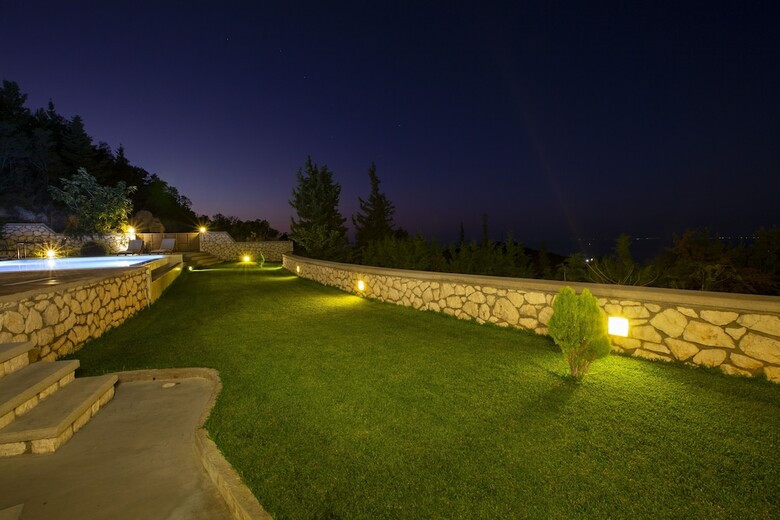 Drimonari Villas