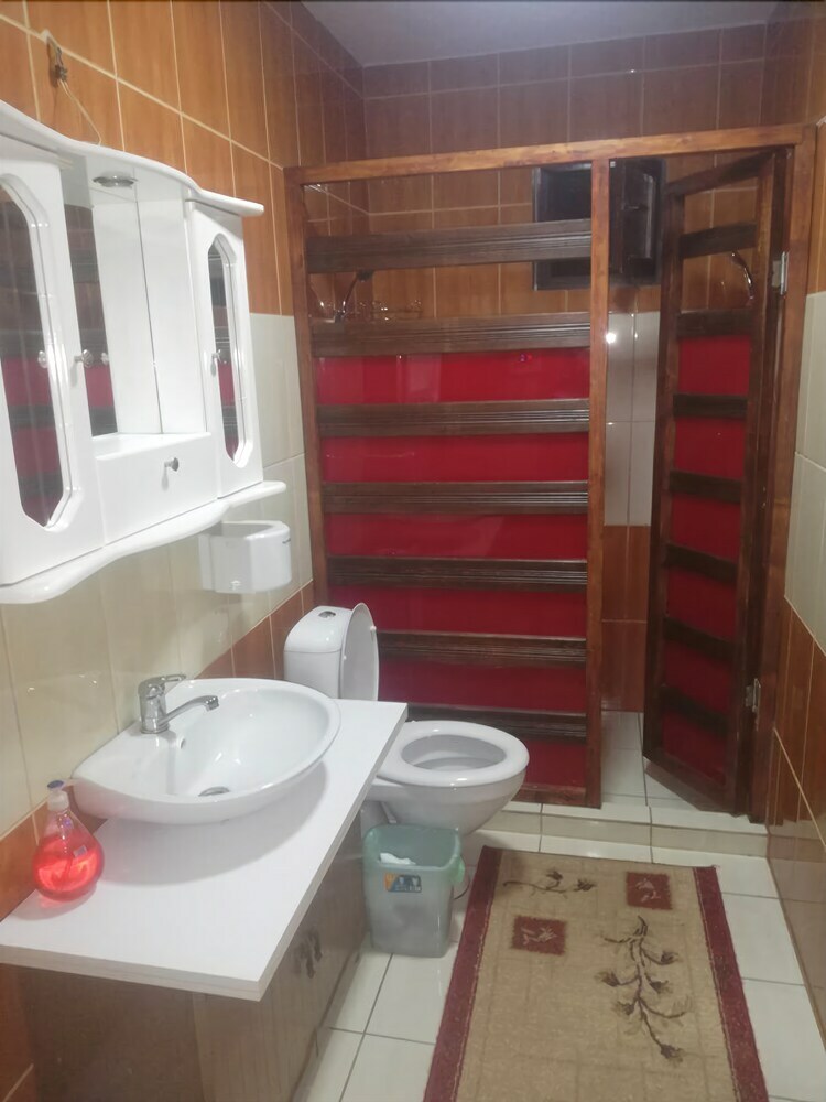 Hostal Hostel & Apartments Academy