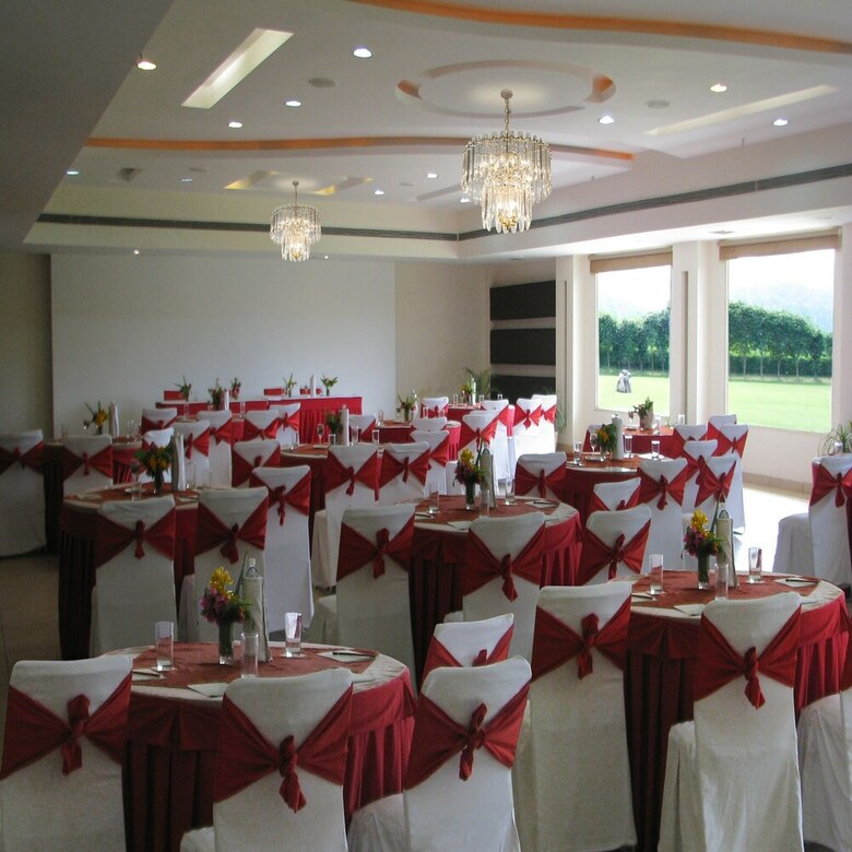 Hotel Legend Sarovar Portico, Baddi