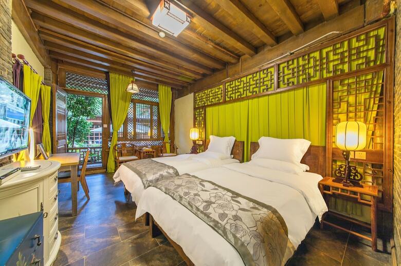 Posada Lijiang Langyun Inn