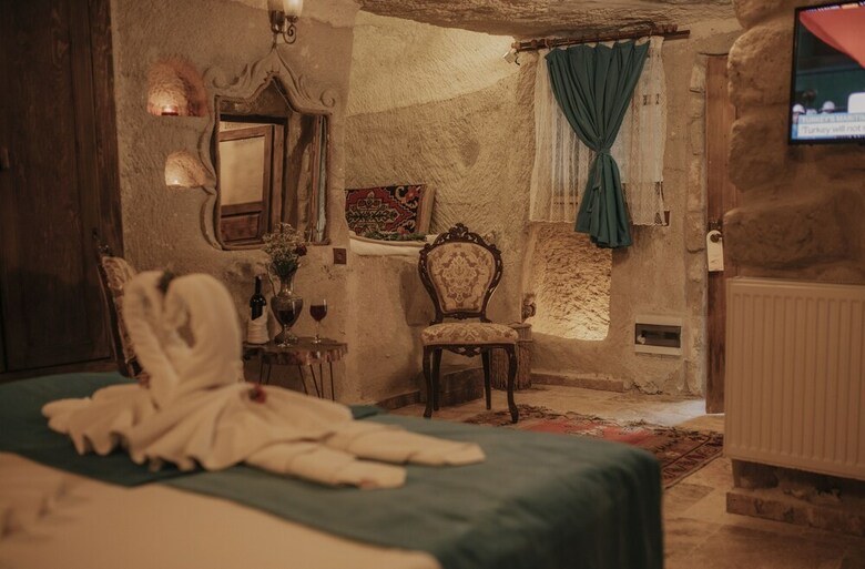 Splendid Cave Hotel