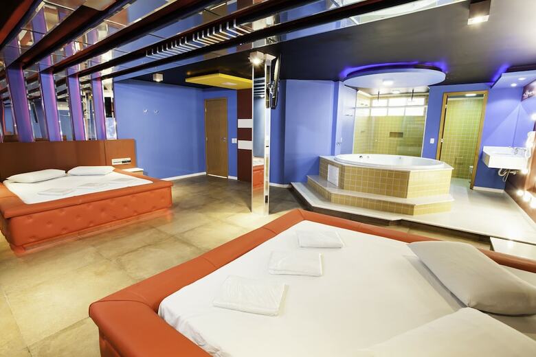 Motel Napoleon - Adults Only
