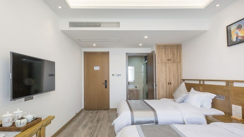 Floral Hotel  Red Forest Yuyao