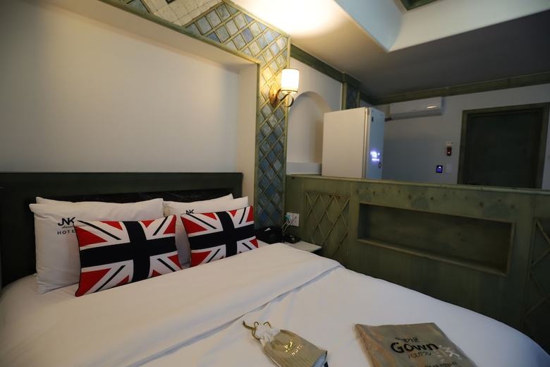 Gunsan Jnk Classic Hotel - Black