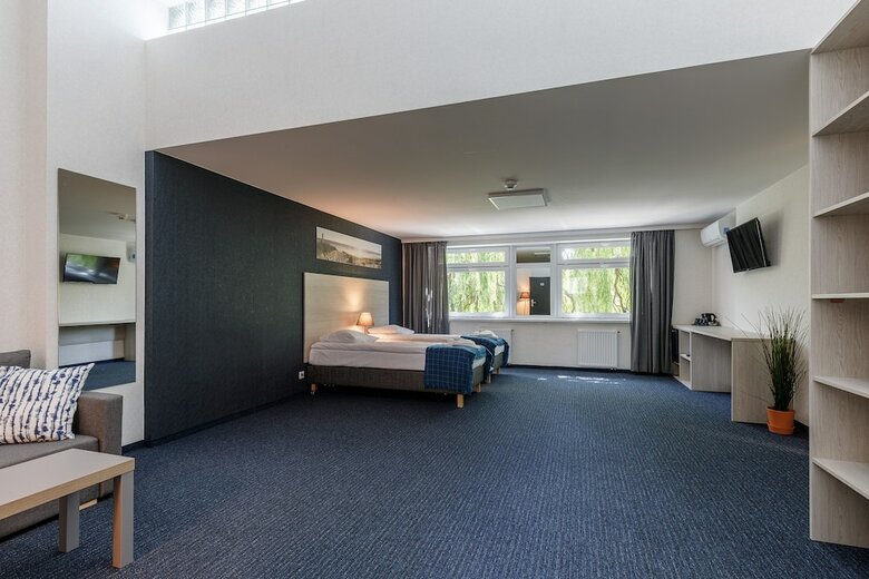 Hotel Aqua House