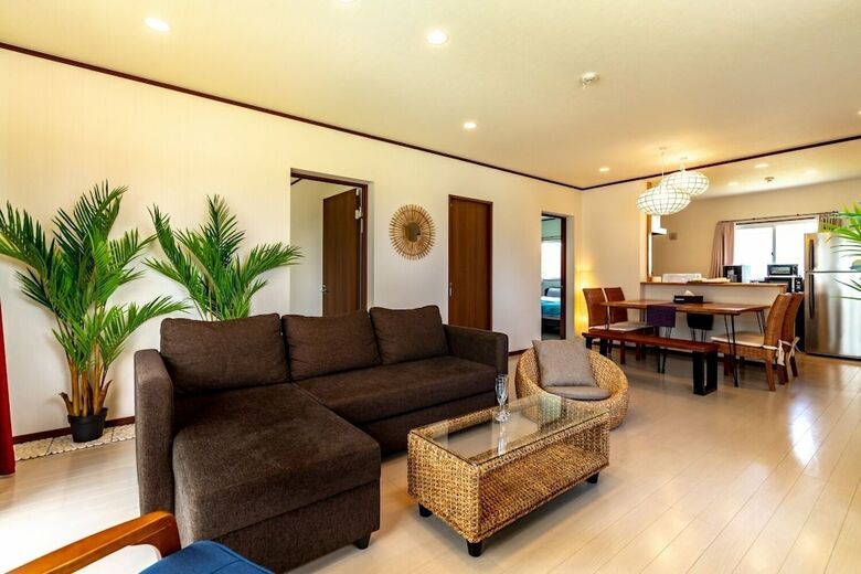 Lib Plus Villa Nago