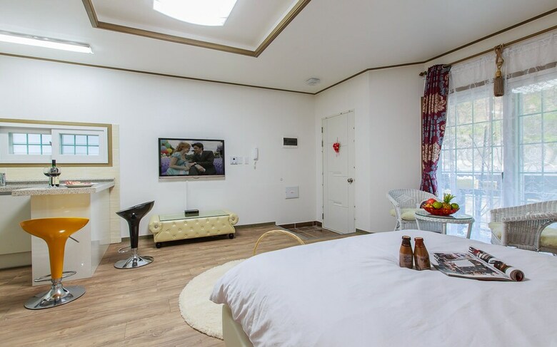 Sky Wind And Star Spa Pension