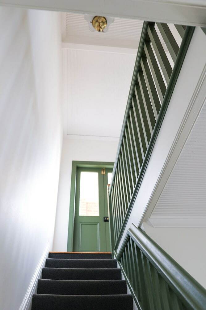 Discover The Rocks - Heritage House
