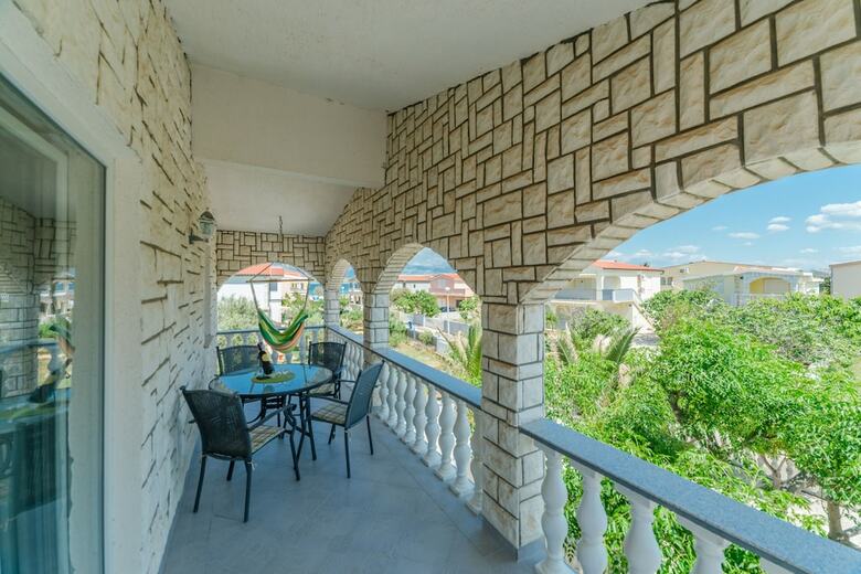 Apartments Bojana