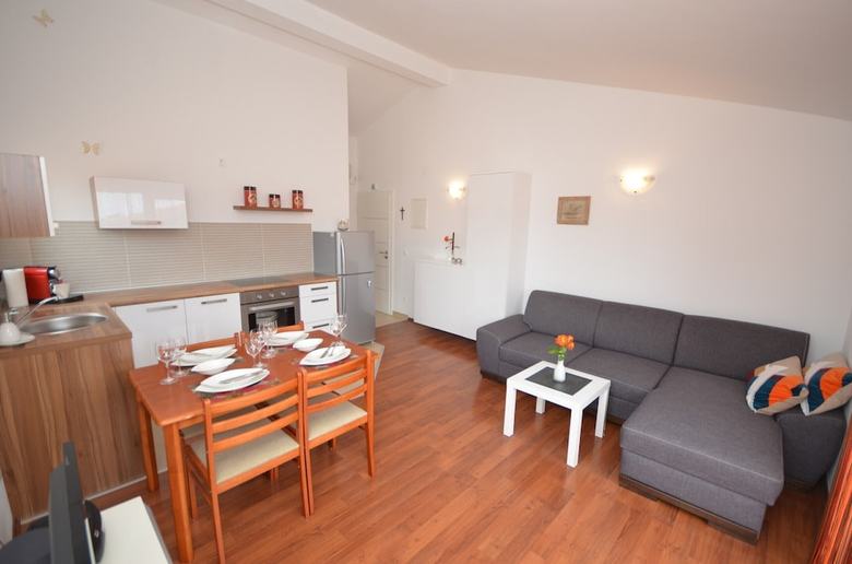 Apartments Tomasevic