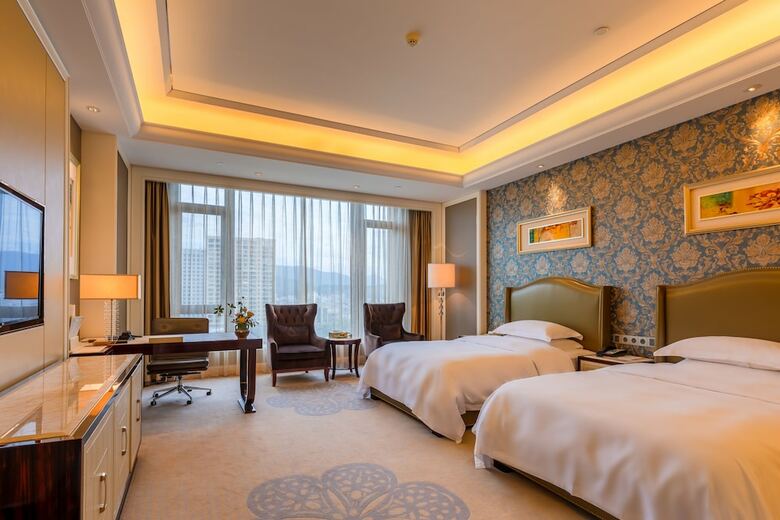 Oriental Ventura Hotel