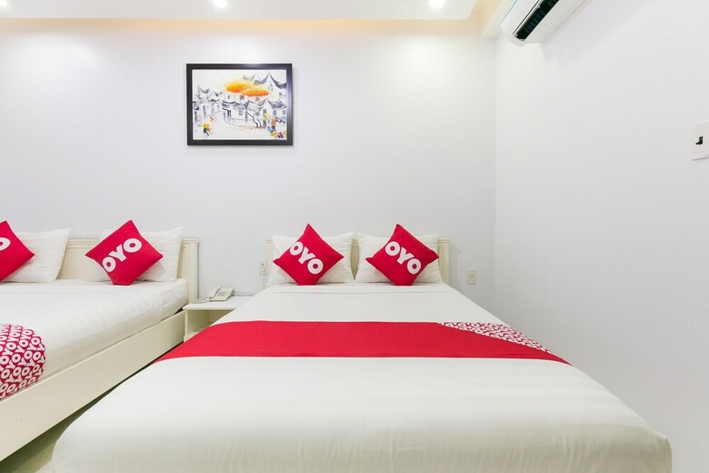 Oyo 652 Monaco Hotel