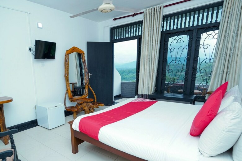 Hotel Oyo 452 Gem In Blue