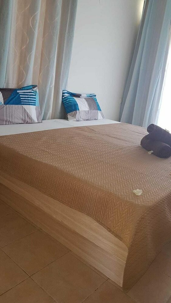 Aparthotel West Coast View