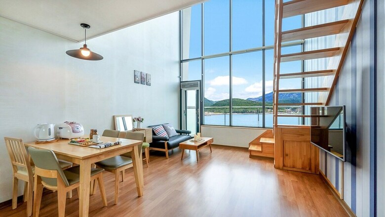 Ara Pool Villa Pension