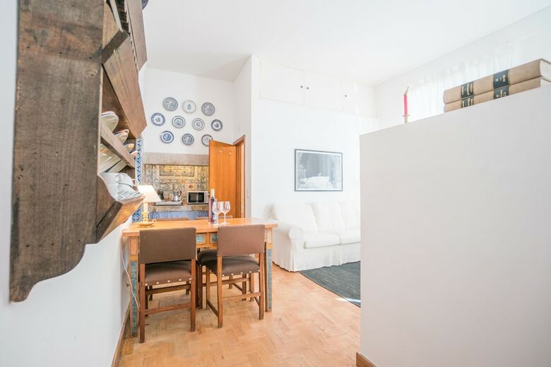 Traditional Studio Apartment