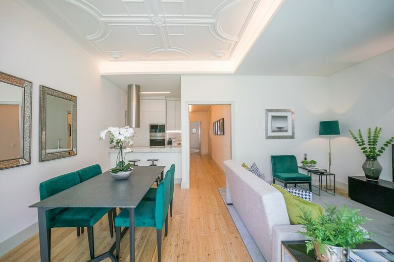 Courtyard & Elegance Apartment