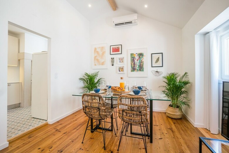 Chiado & Design Apartment