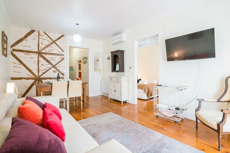 S�o Bento Authentic Apartment