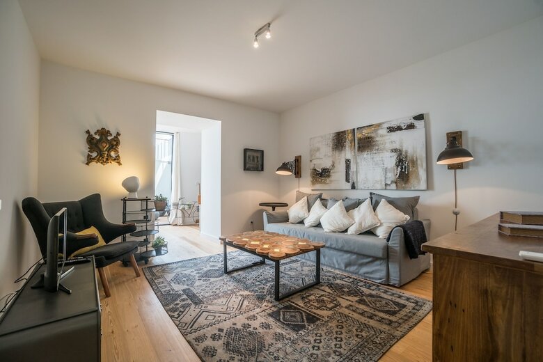 Gulbenkian 2 Bedroom Apartment With Private Garden