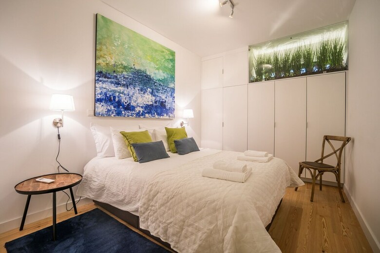 Gulbenkian 2 Bedroom Apartment With Private Garden