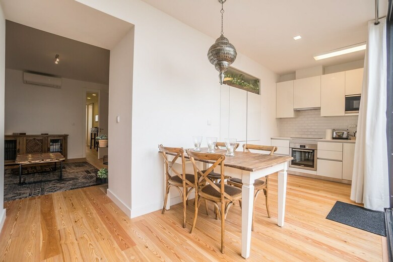 Gulbenkian 2 Bedroom Apartment With Private Garden
