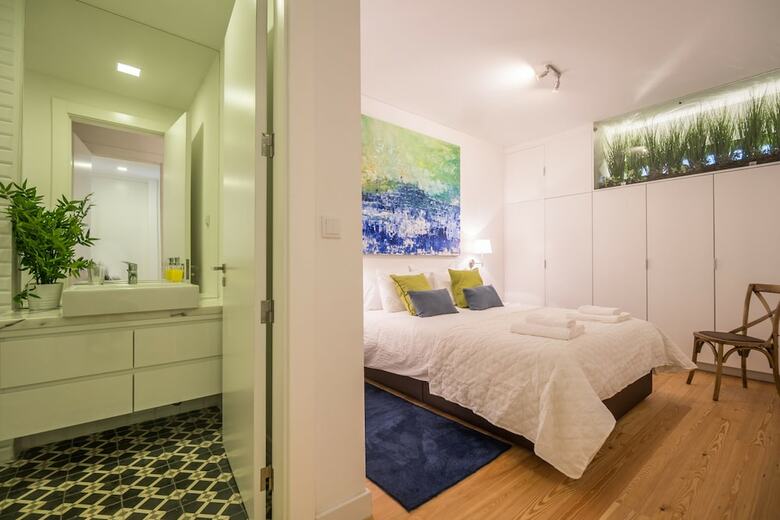 Gulbenkian 2 Bedroom Apartment With Private Garden