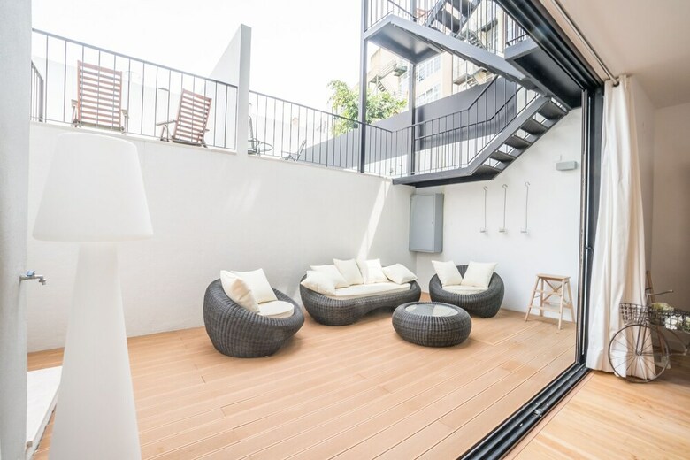 Gulbenkian 2 Bedroom Apartment With Private Garden